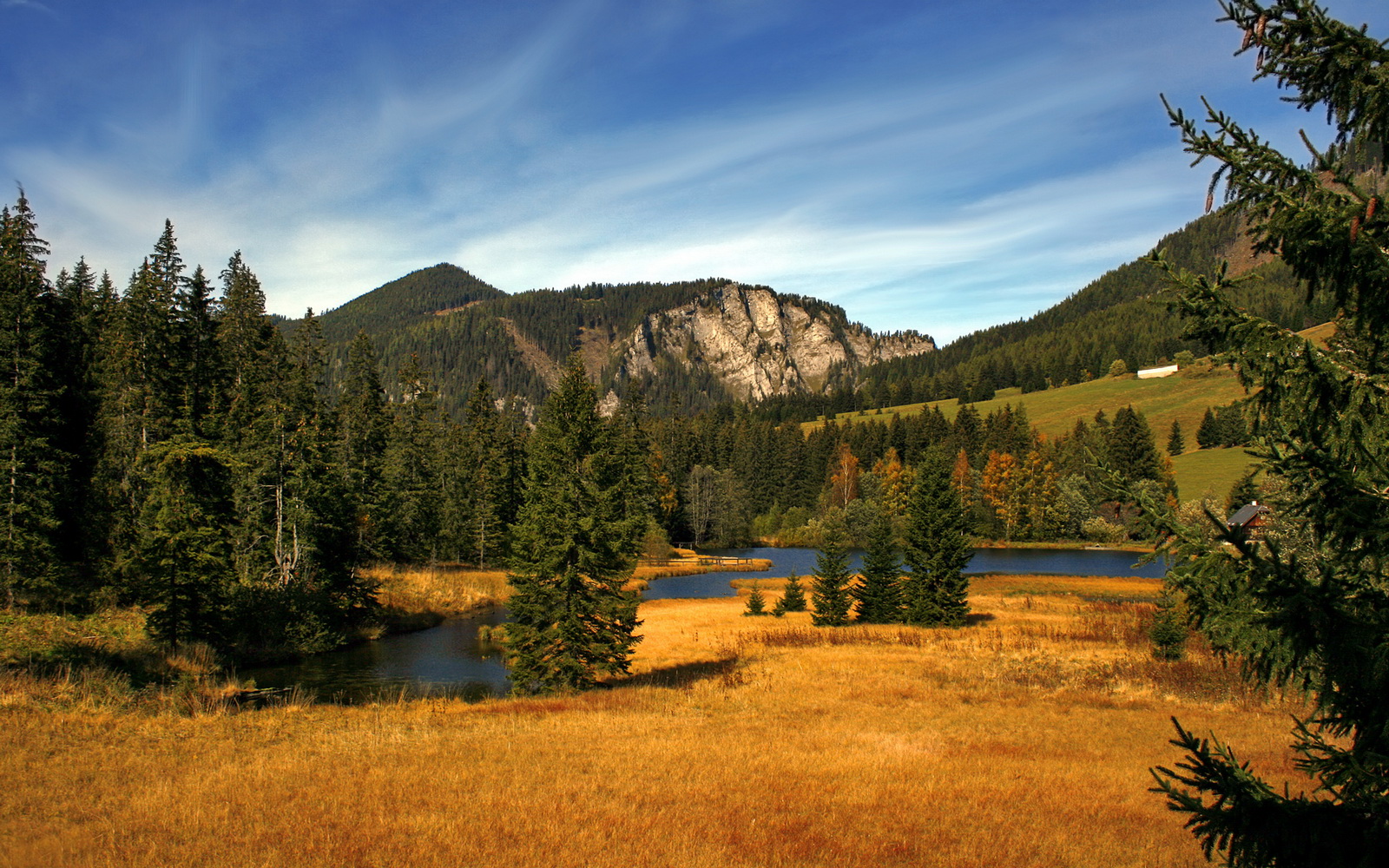 中国足球联赛俱乐部财务管理透明度进一步提高，中国足球俱乐部制度