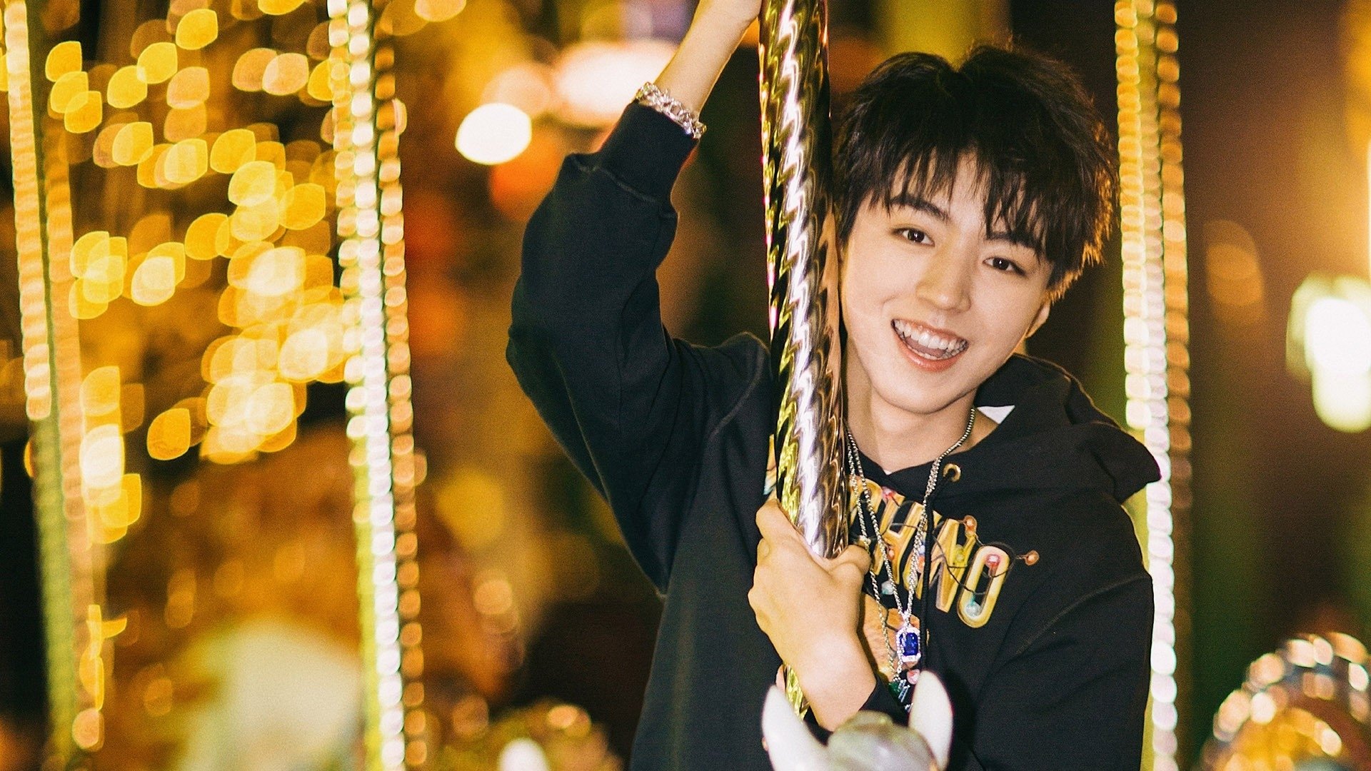 比利时蝶泳新秀挑战赛场，比利时女选手